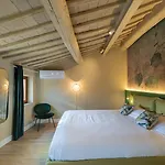 Blossoms Of Siena, Adults Only 4*