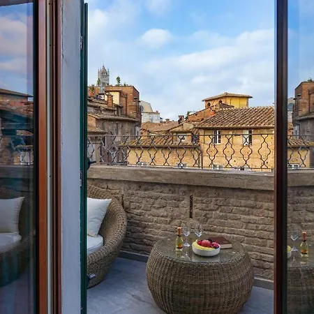 Blossoms Of Siena, Adults Only سيينا
